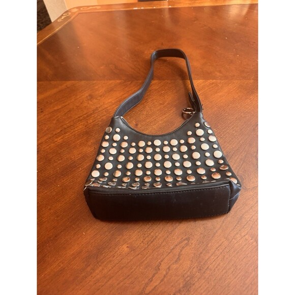 Vintage Y2K Nine West Black Weighted Studded Shoulder Bag ALL MAN MADE MATERIALS - Picture 2 of 9